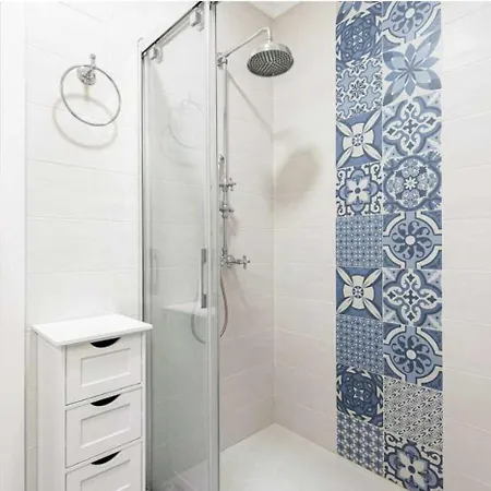 Almaraire Apartment
